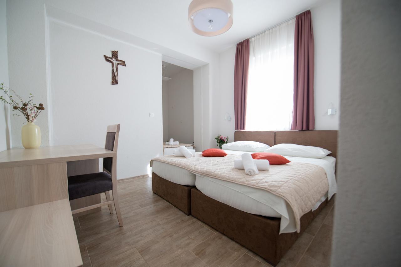 Hotel Olivia Меджугор'є Екстер'єр фото