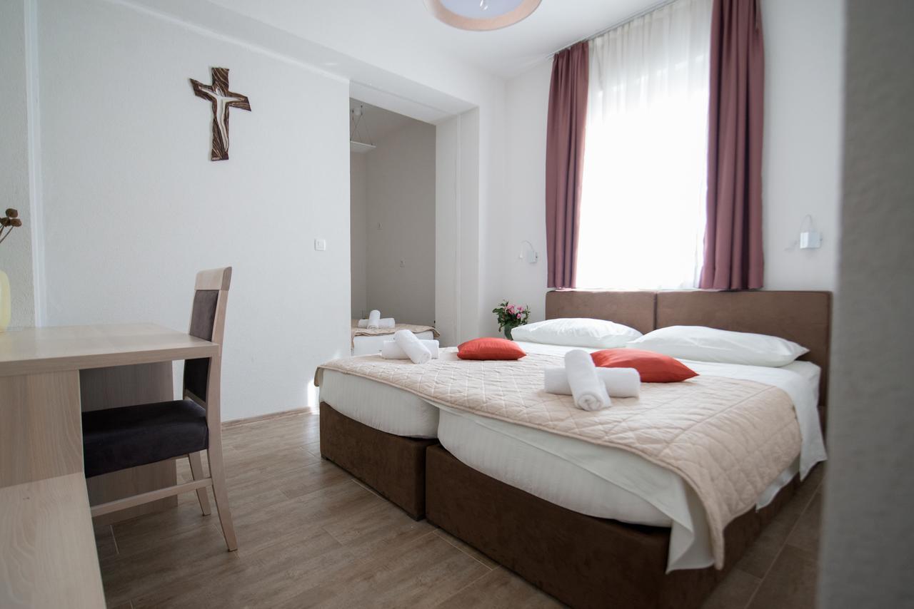 Hotel Olivia Меджугор'є Екстер'єр фото
